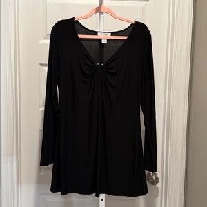 White House Black Market Size L Black Long‎ Sleeve V-Neck Top Whimsigoth
